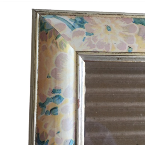 VINTAGE NATIONAL Picture Frame Floral Botanical Metallic Gold Trim 12” X 10” - Picture 2 of 13